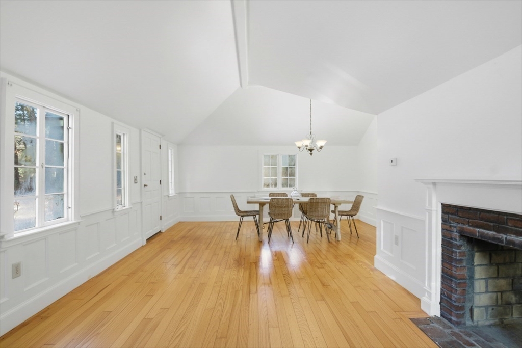 261 Central Street Rowley, MA 01969 - Photo 7 of 30