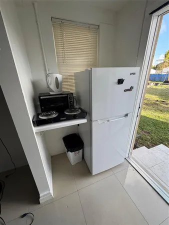 $1,300 | 1111 North 25th Avenue, Hollywood, FL 33020