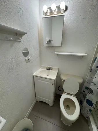 $1,300 | 1111 North 25th Avenue, Hollywood, FL 33020