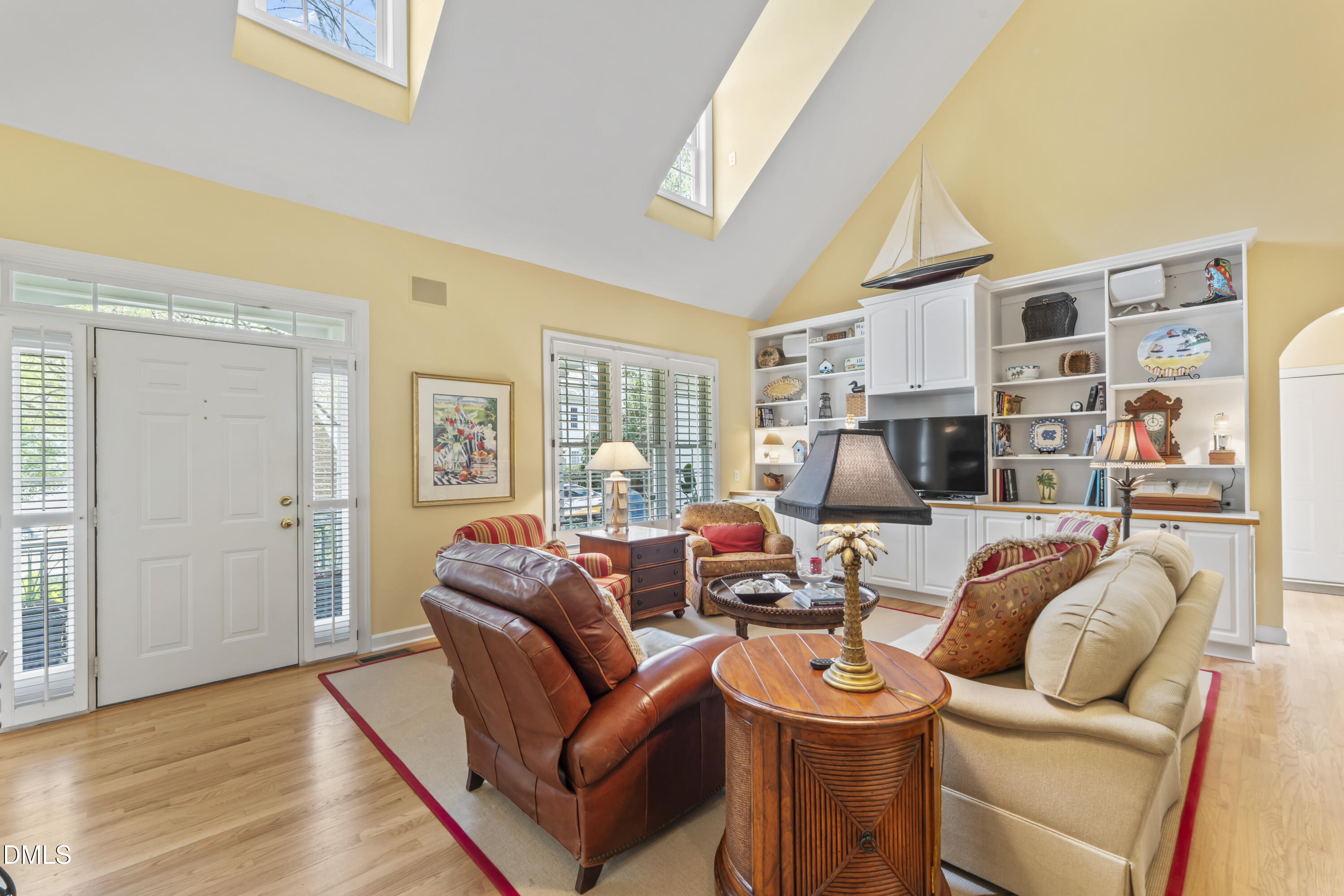 602 Culpepper Court Durham, NC 27712 - Photo 11 of 56 Living Room