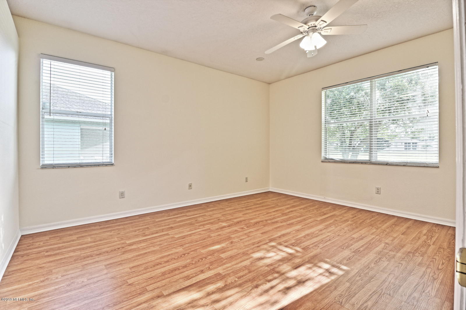 964 Ridgewood Lane St. Augustine, FL 32086 - Photo 13 of 35 master bedroom