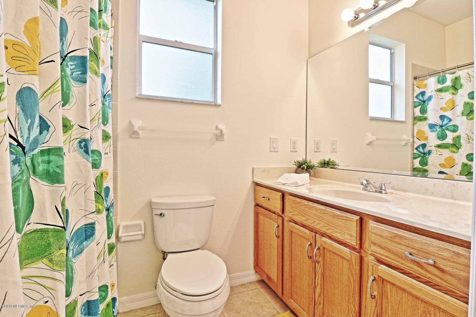 964 Ridgewood Lane St. Augustine, FL 32086 - Photo 16 of 35 guest bath