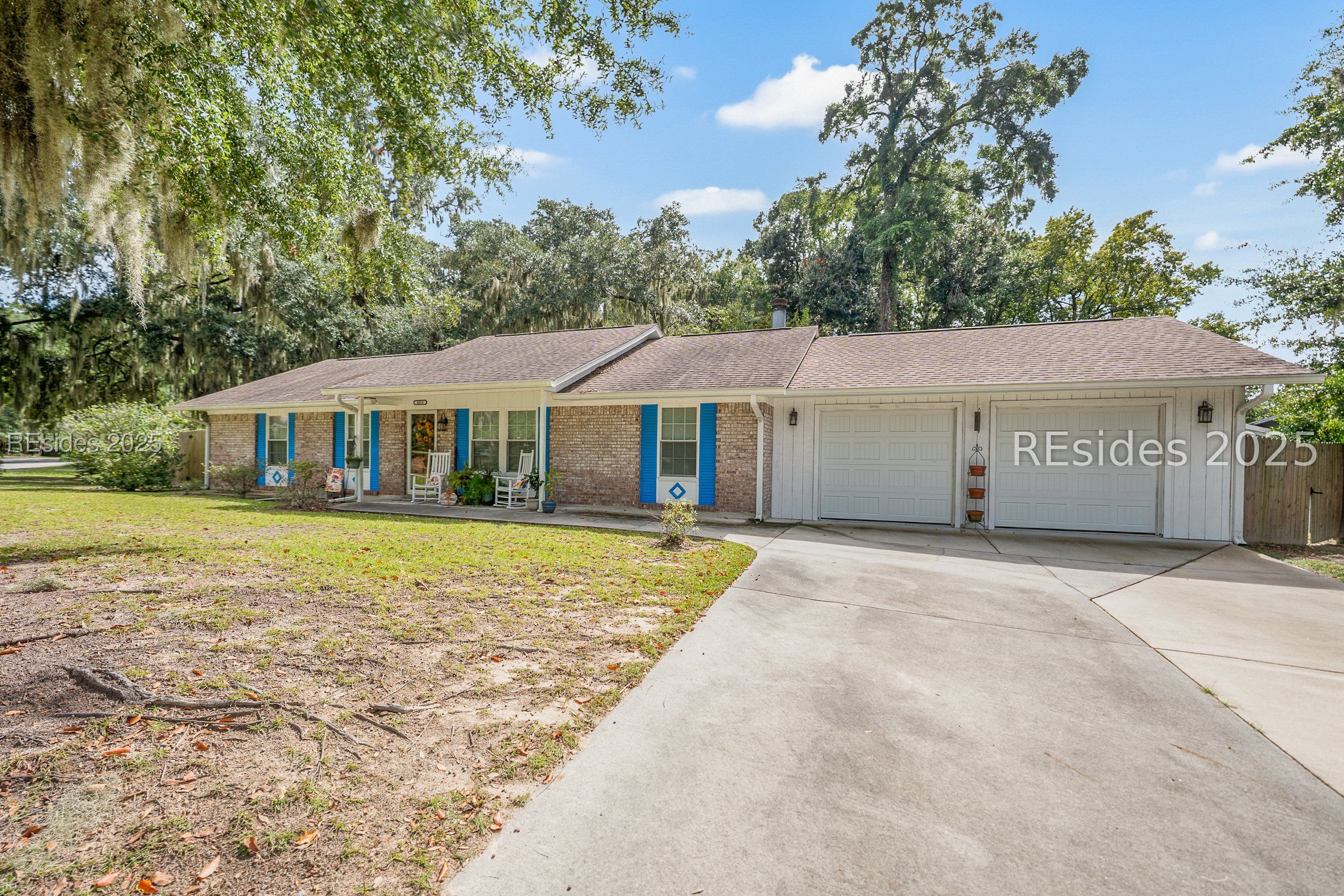 4010 Magnolia Street Beaufort, SC 29906 - Photo 2 of 37