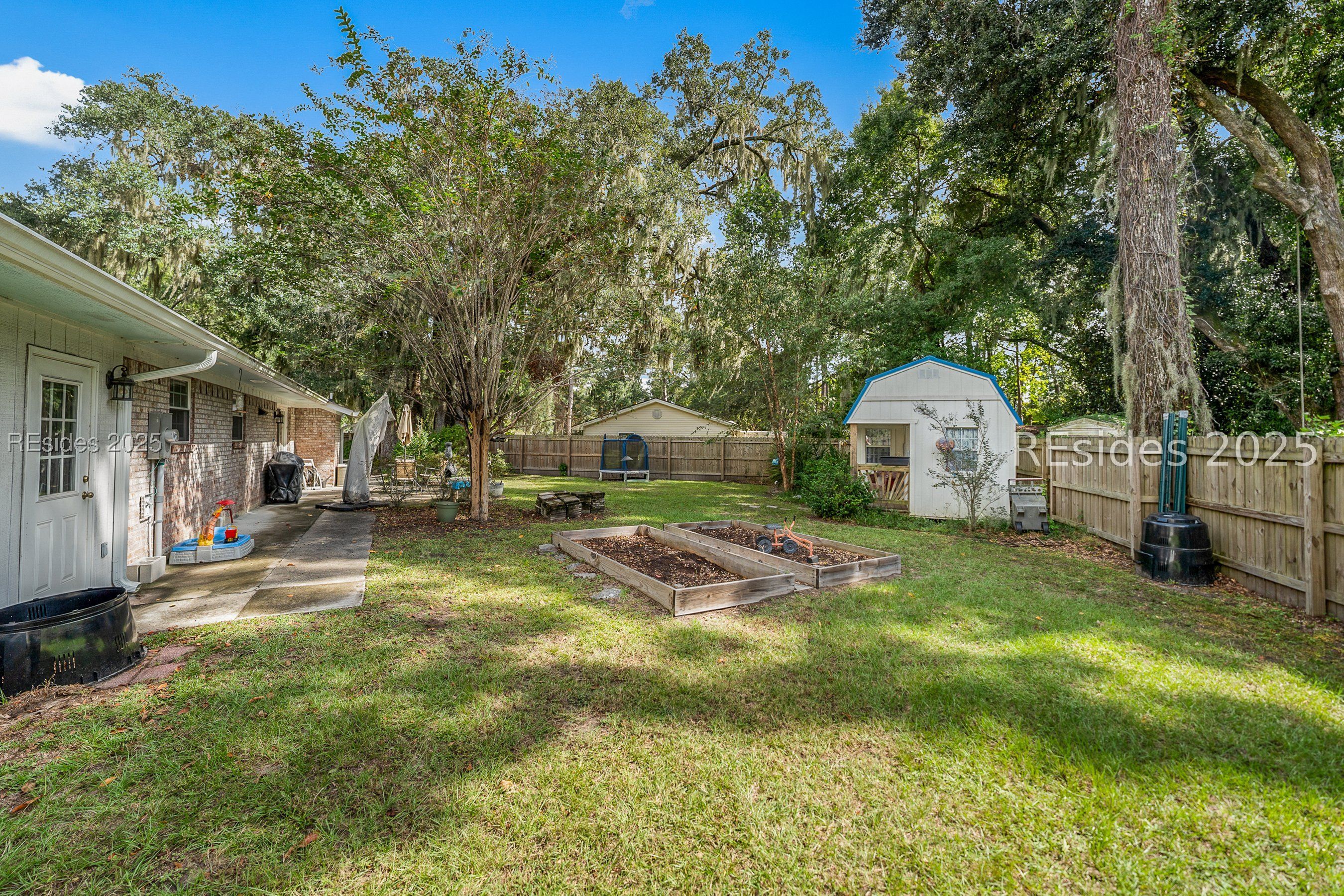 4010 Magnolia Street Beaufort, SC 29906 - Photo 36 of 37