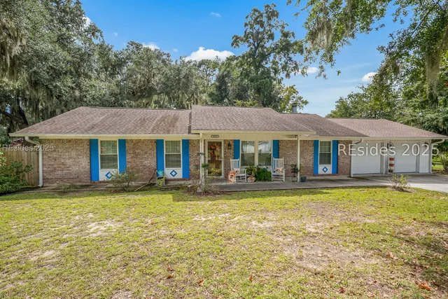 $415,000 | 4010 Magnolia Street, Beaufort, SC 29906