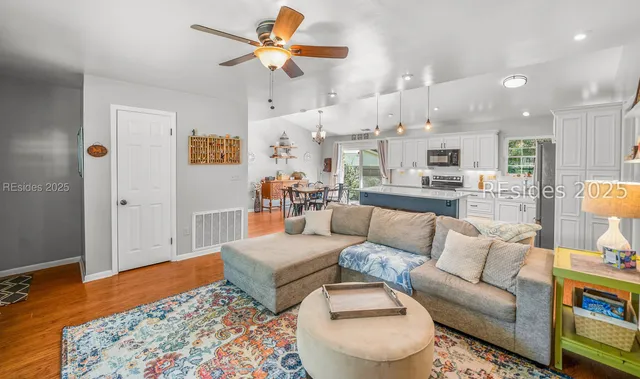 $415,000 | 4010 Magnolia Street, Beaufort, SC 29906