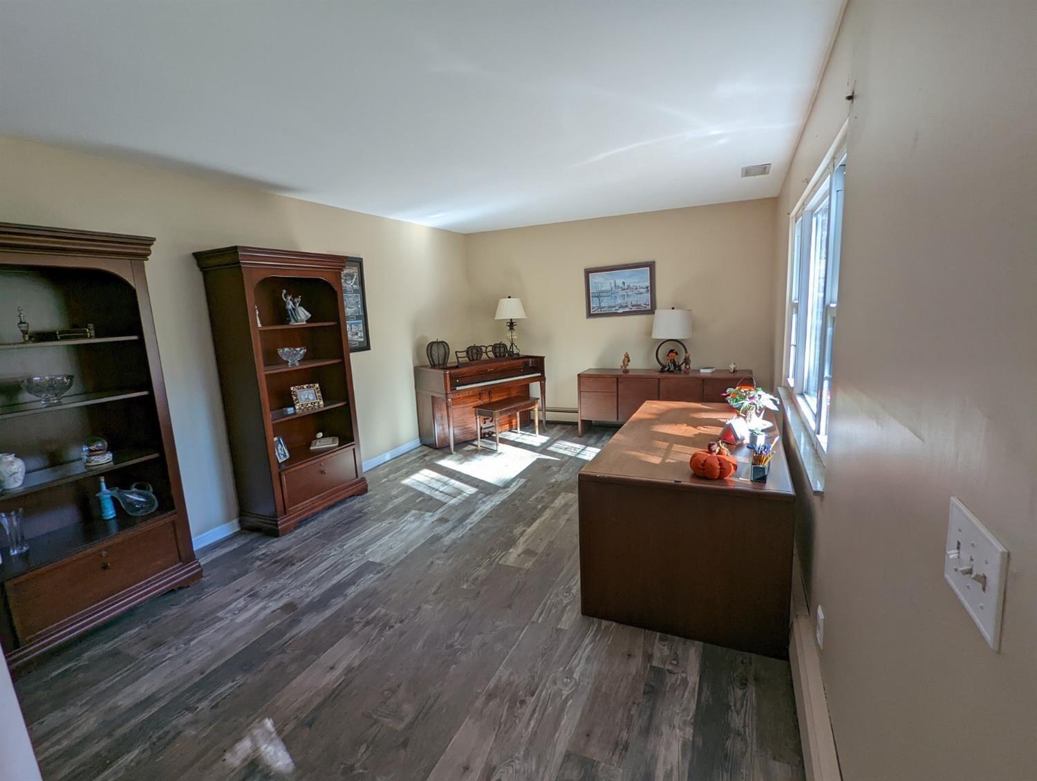 6066 Werk Road Cincinnati, OH 45248 - Photo 7 of 17