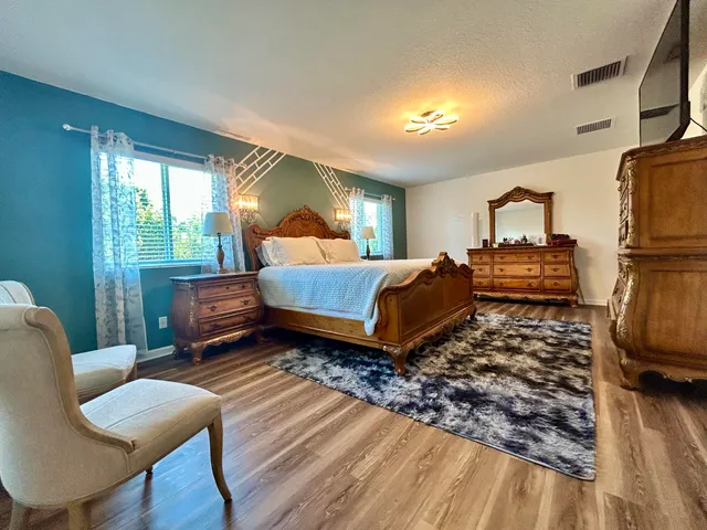 $585,000 | 790 Palm Tree Lane, West Palm Beach, FL 33415