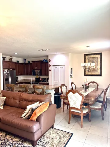 $585,000 | 790 Palm Tree Lane, West Palm Beach, FL 33415