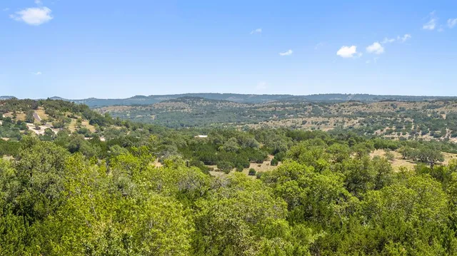 $621,800 | 23 Ranch Road, Unit 23, Blanco, TX 78606