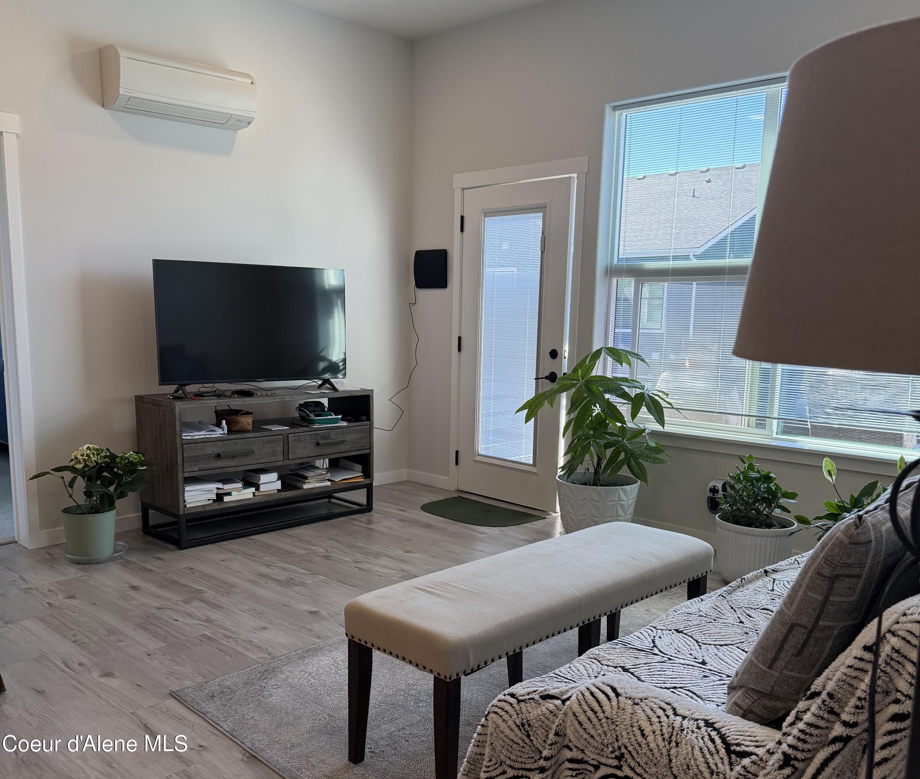 6480 North Atlas Road, Unit 203 Coeur D'Alene, ID 83815 - Photo 5 of 11 Living Room