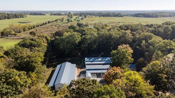 $671,500 | 1 Farm 1140 Road, Verona, MO 65769