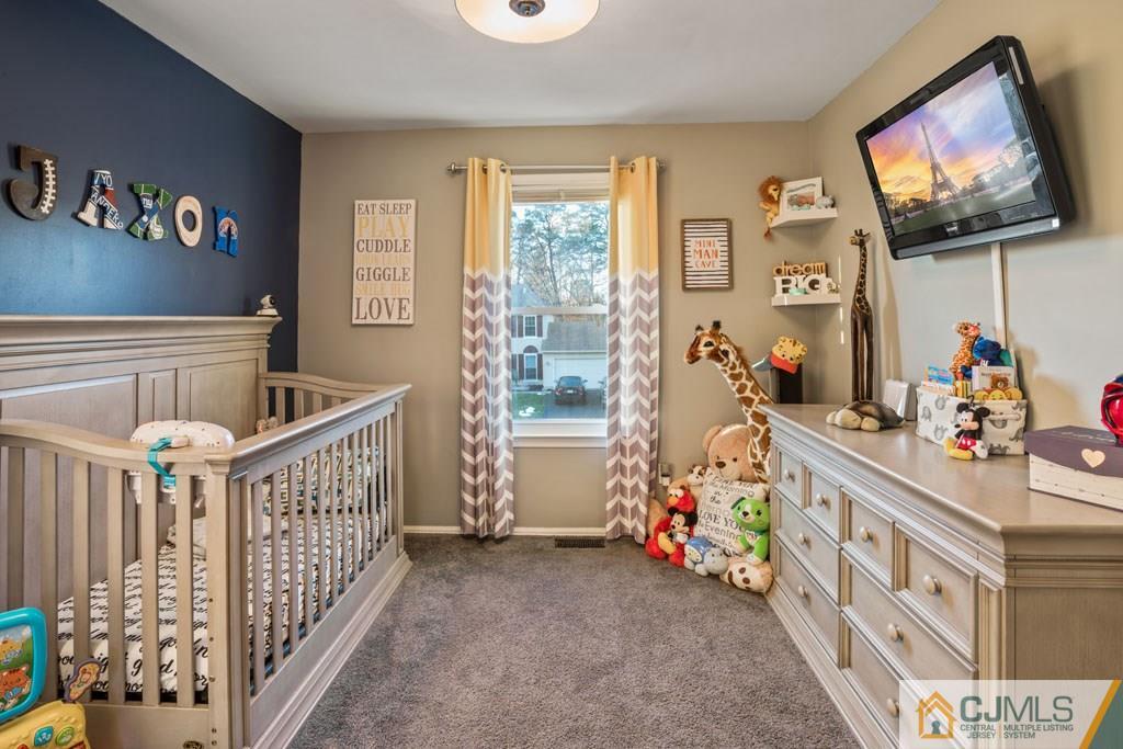 17 Sweet Gum Road Howell, NJ 07731 - Photo 12 of 24 Gallery Image 12