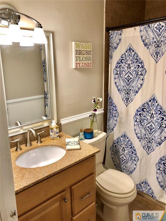 17 Sweet Gum Road Howell, NJ 07731 - Photo 13 of 24 Gallery Image 13