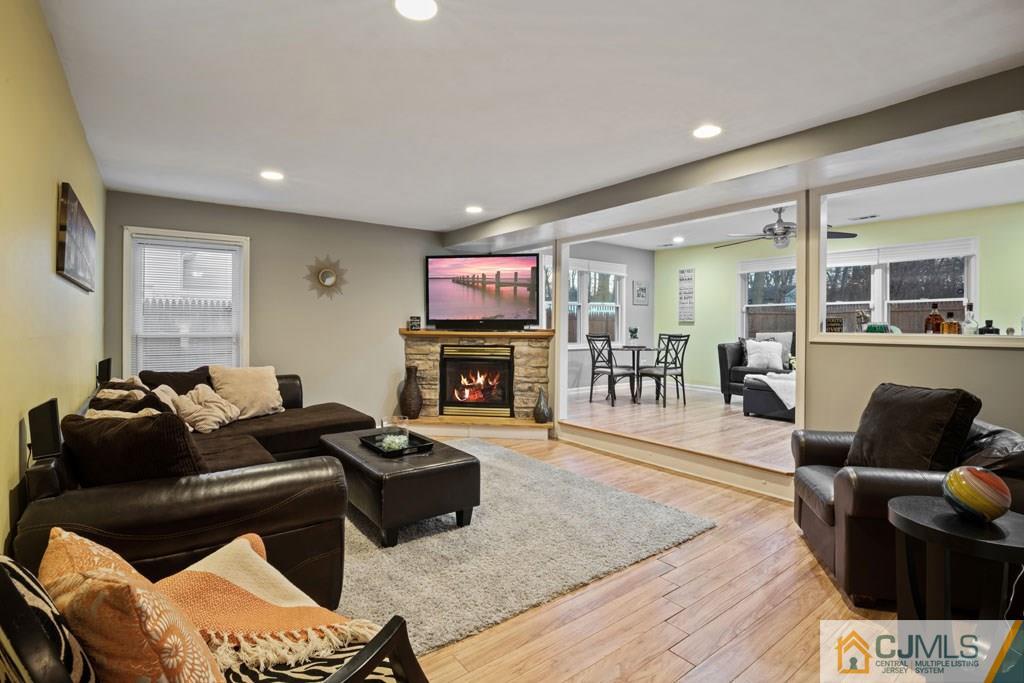 17 Sweet Gum Road Howell, NJ 07731 - Photo 17 of 24 Gallery Image 17