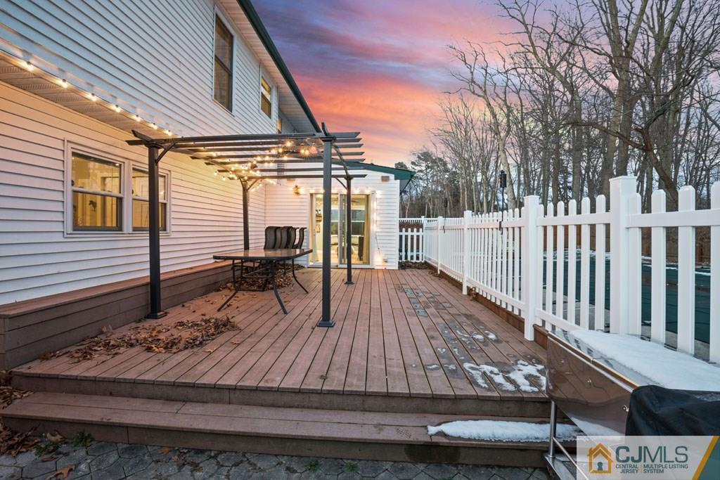 17 Sweet Gum Road Howell, NJ 07731 - Photo 20 of 24 Gallery Image 20