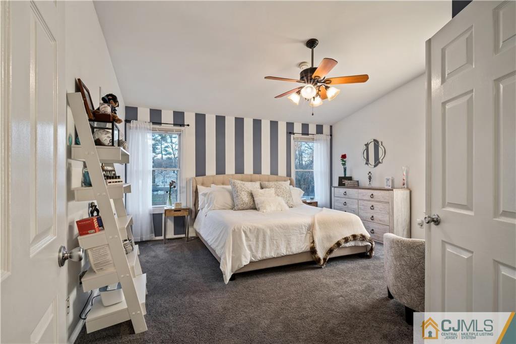 17 Sweet Gum Road Howell, NJ 07731 - Photo 6 of 24 Gallery Image 6