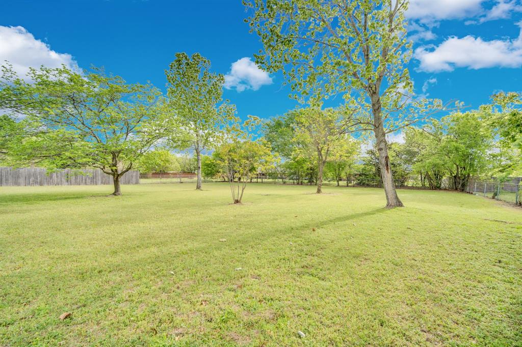 104 Prairie View Lane Red Oak, TX 75154 - Photo 23 of 26