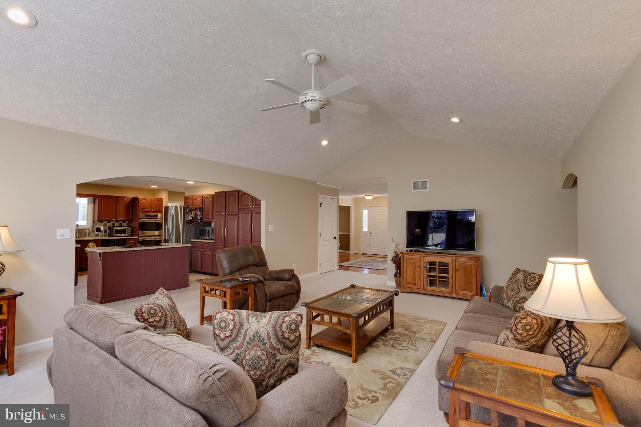 3617 Kemptown Church Road Monrovia, MD 21770 - Photo 6 of 30 Family Room