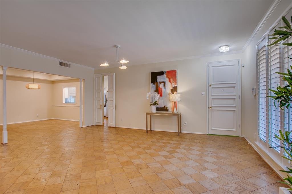 6314 Bandera Avenue, Unit C Dallas, TX 75225 - Photo 12 of 40 a view of empty room with a window