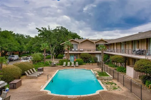 a front view of house and yard with seating space