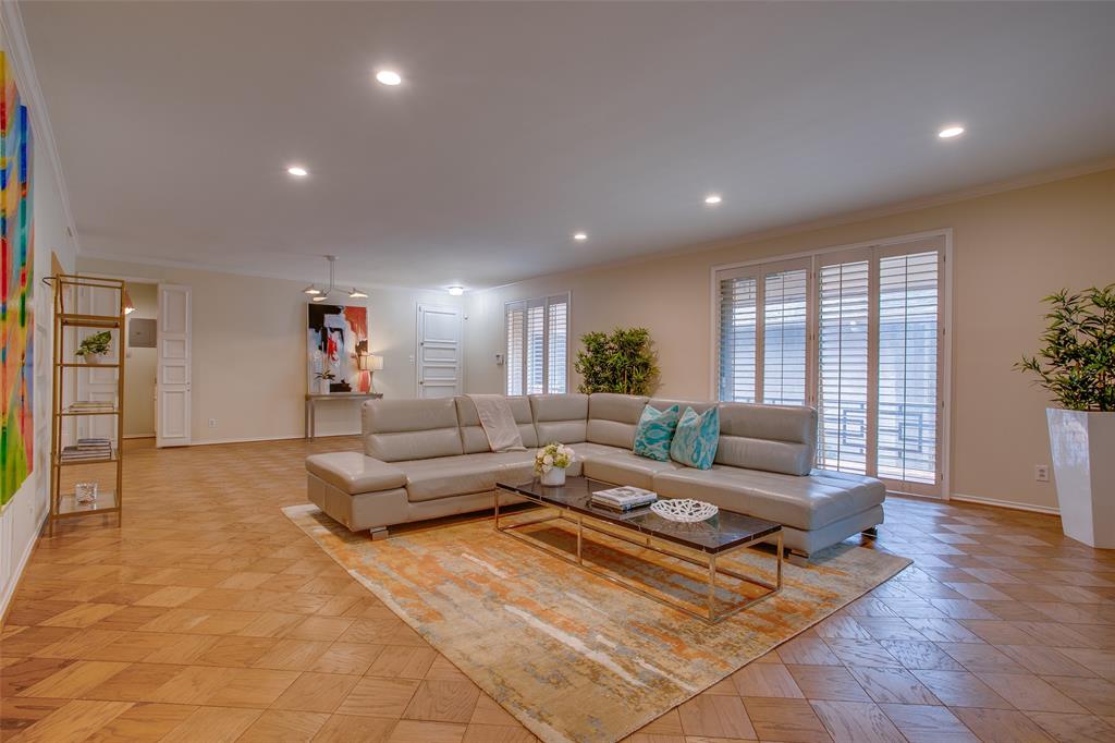 6314 Bandera Avenue, Unit C Dallas, TX 75225 - Photo 9 of 40 a living room with furniture and wooden floor