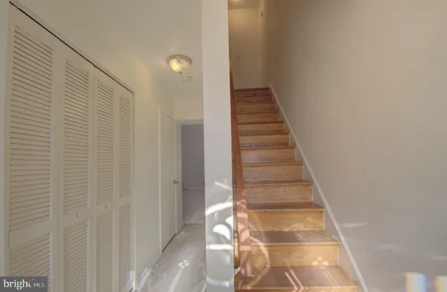 $332,900 | 7687 Laytonia Drive, Gaithersburg, MD 20877