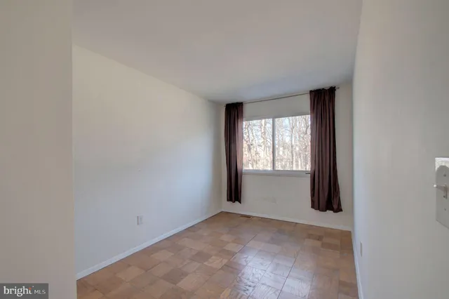 $332,900 | 7687 Laytonia Drive, Gaithersburg, MD 20877