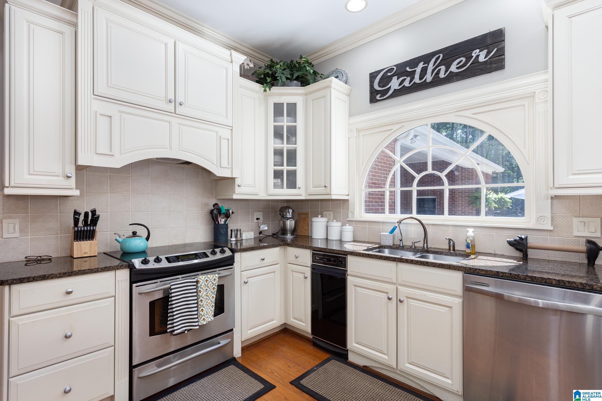 507 Jasmine Hill Road Anniston, AL 36207 - Photo 13 of 45