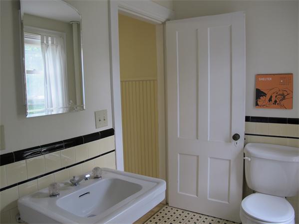 19 B Lyman Road, Unit 19B Northampton, MA 01060 - Photo 8 of 17 Gallery Image 8