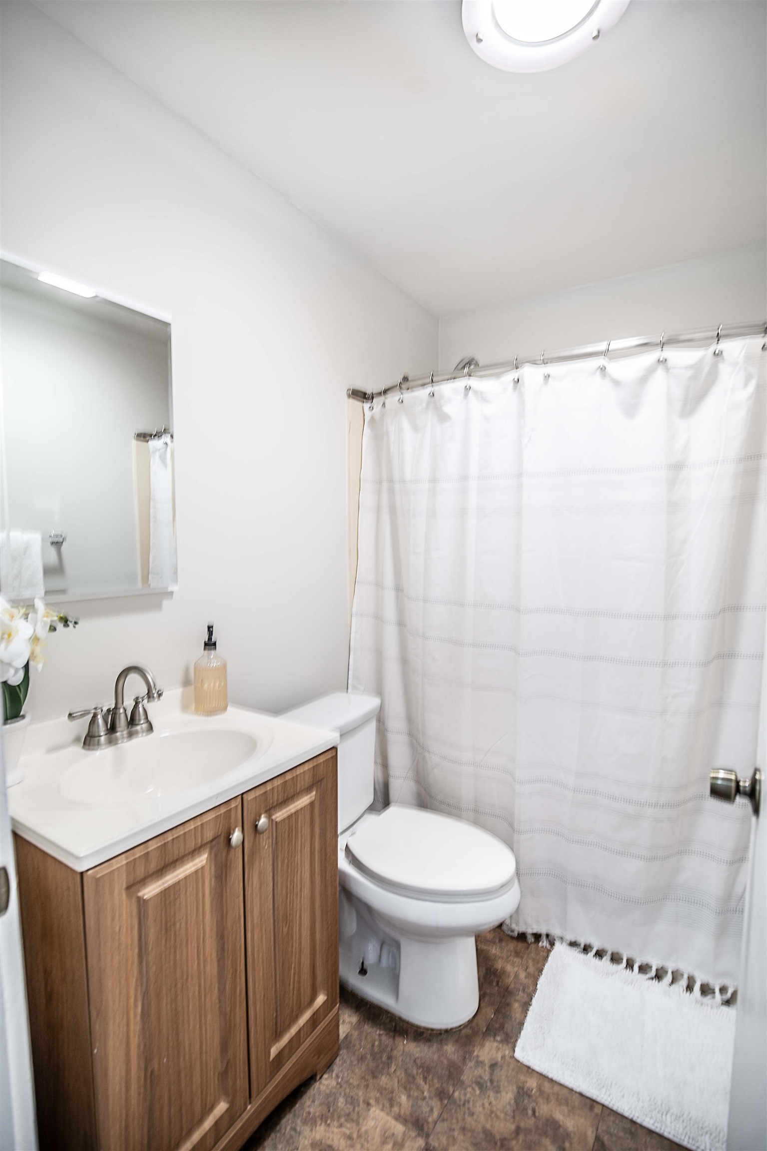 261 Bell Street Manchester, NH 03103 - Photo 13 of 28