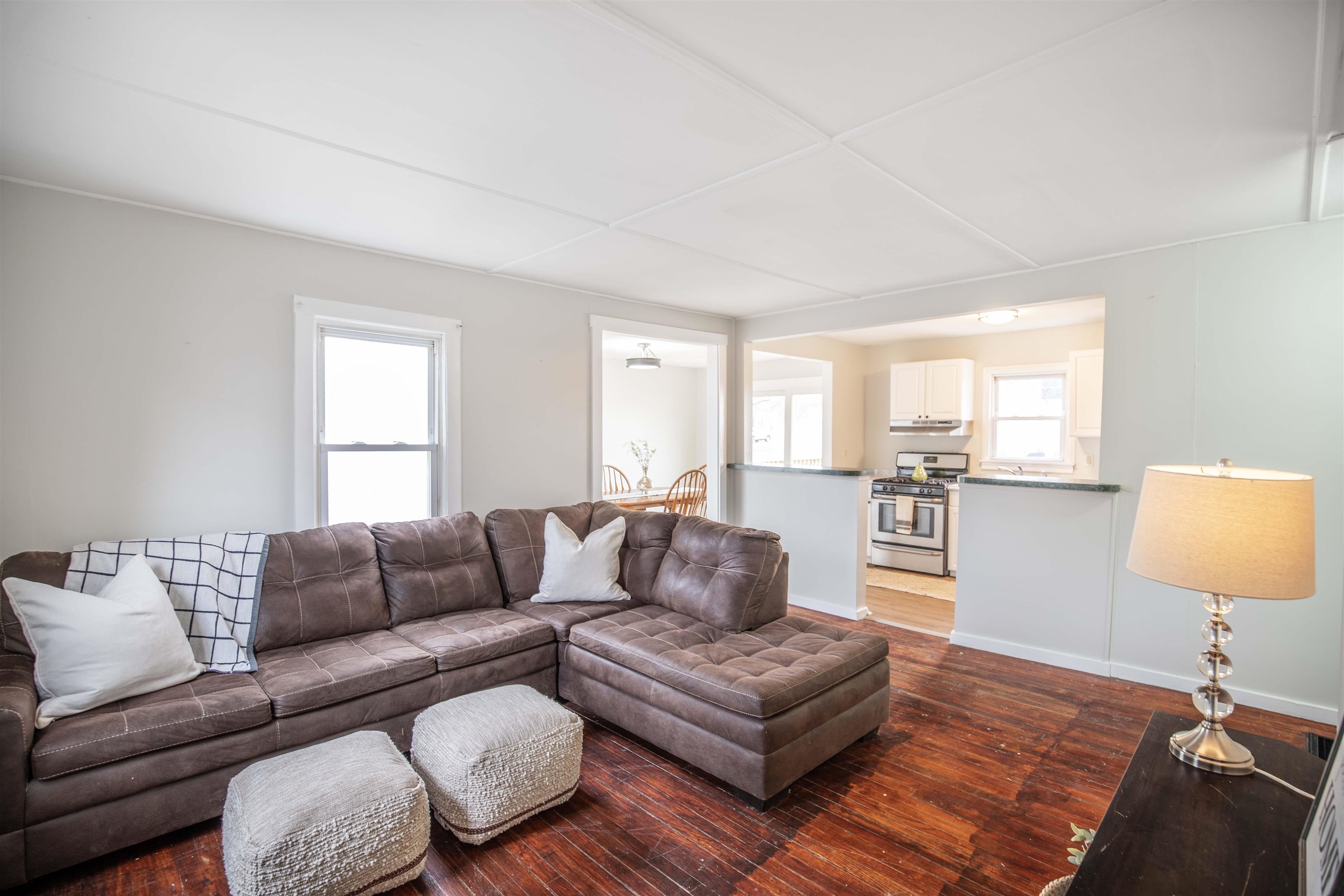 261 Bell Street Manchester, NH 03103 - Photo 9 of 28