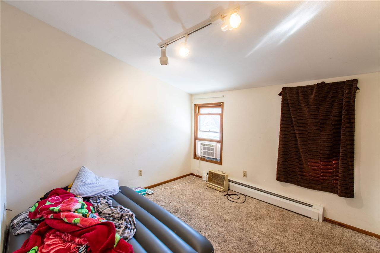 1409 Ridge Street Iowa City, IA 52240 - Photo 8 of 17 Gallery Image 8