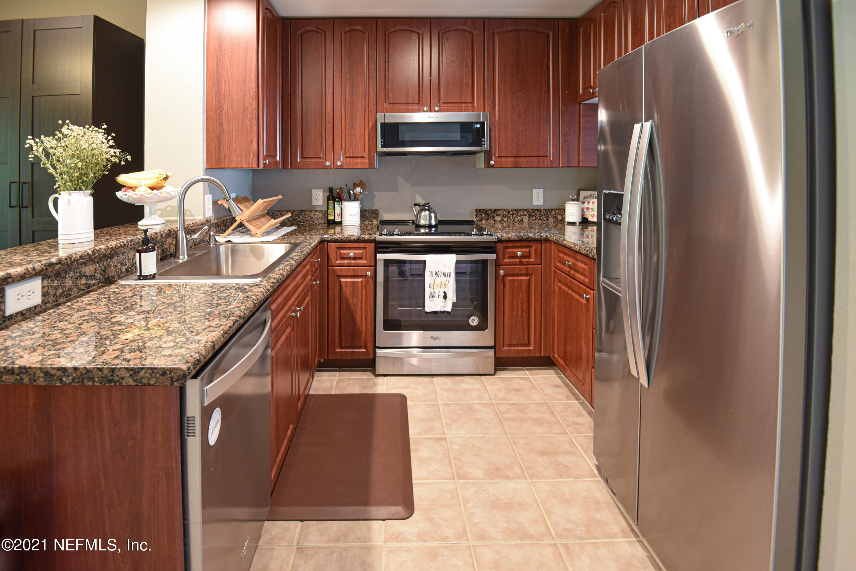 9745 Touchton Road, Unit 2325 Jacksonville, FL 32246 - Photo 6 of 28 DSC_2239