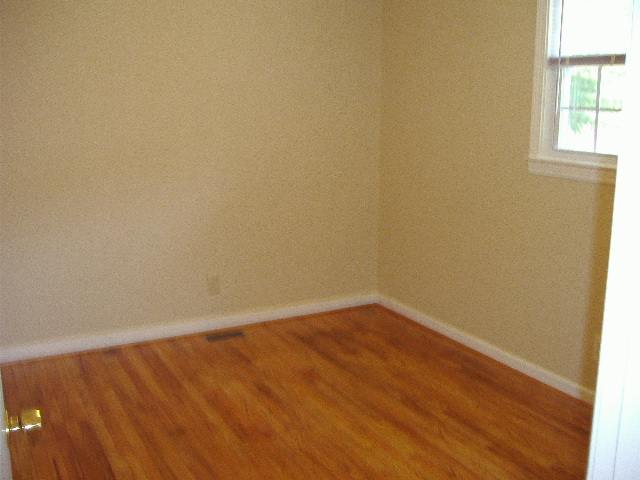 213 Old Bramlett Road Greenville, SC 29611 - Photo 5 of 9 Gallery Image 5