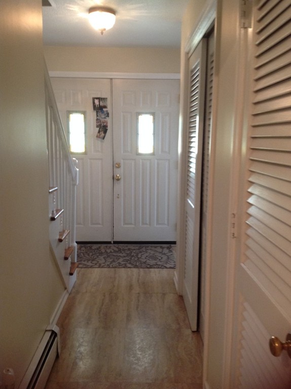 382 Springfield Street Springfield, MA 01107 - Photo 11 of 30 Gallery Image 11