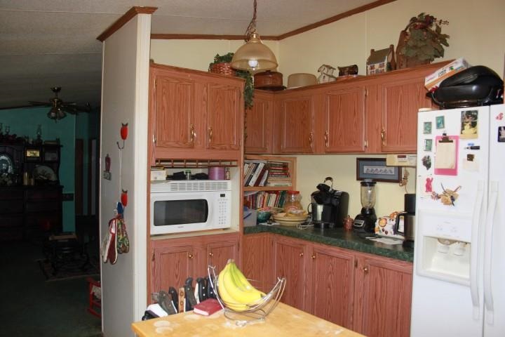 565 Audrey Hardy Road Iva, SC 29655 - Photo 3 of 21
