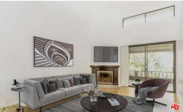 $3,395 | 8675 Falmouth Avenue, Unit 315, Playa del Rey, CA 90293