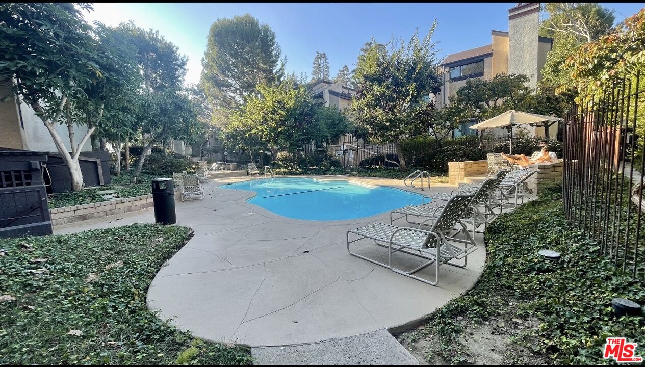 8675 Falmouth Avenue, Unit 315 Playa del Rey, CA 90293 - Photo 11 of 12