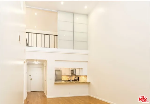 $3,395 | 8675 Falmouth Avenue, Unit 315, Playa del Rey, CA 90293