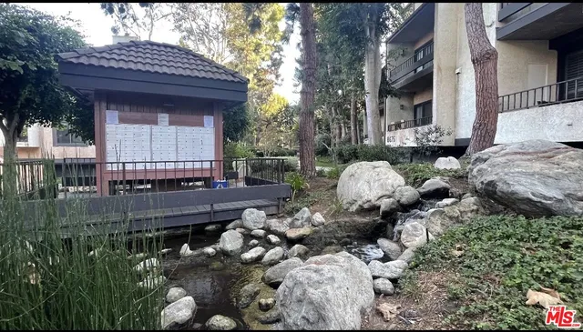 $3,395 | 8675 Falmouth Avenue, Unit 315, Playa del Rey, CA 90293