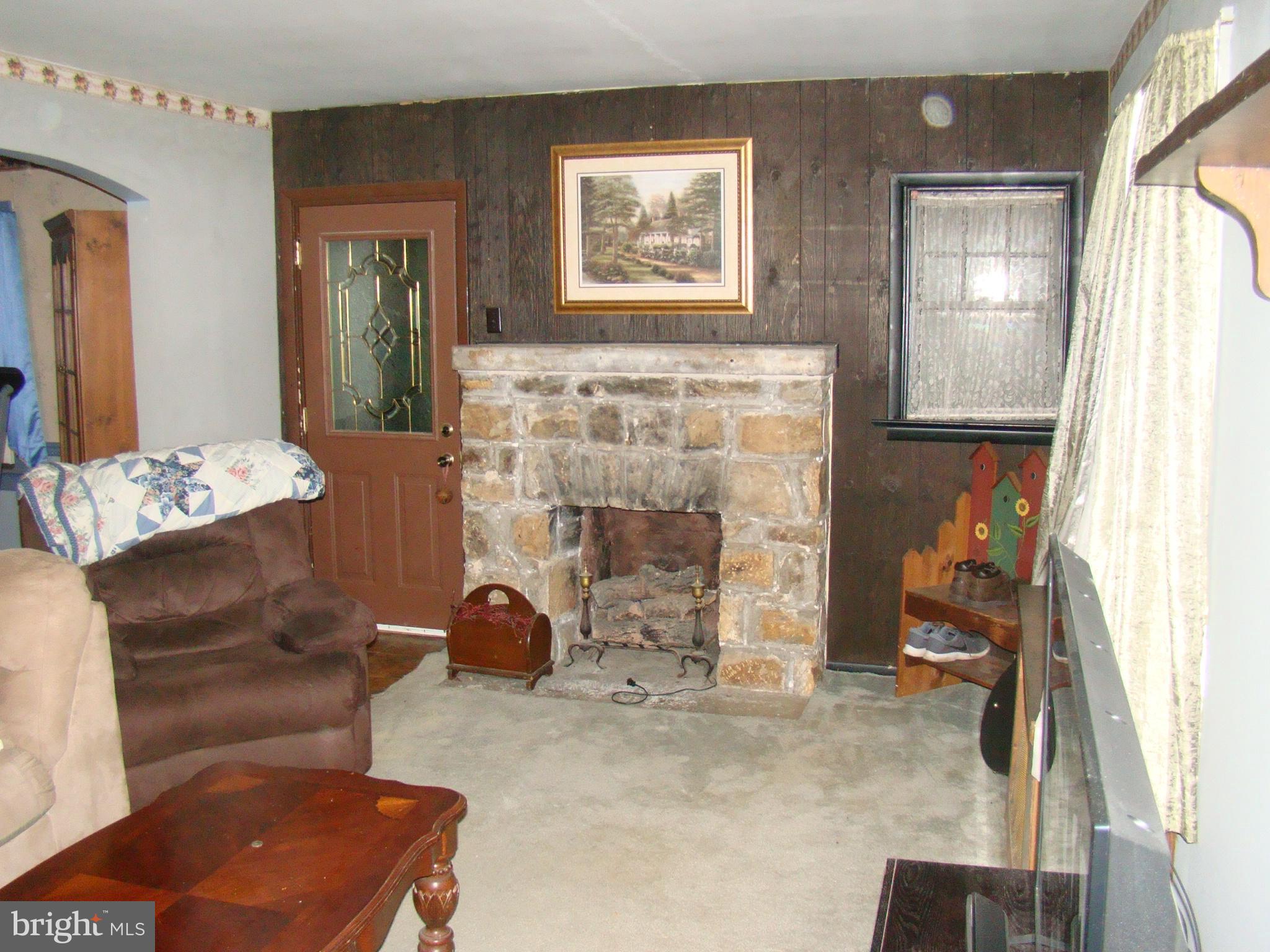 413 Wagontown Road Coatesville, PA 19320 - Photo 4 of 24 Gallery Image 4