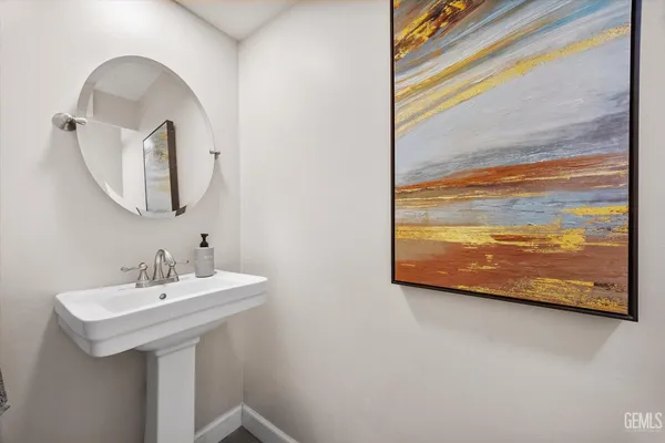 $389,000 | Undisclosed Address, Bakersfield, CA 93309