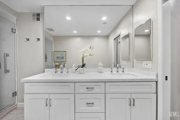 $389,000 | Undisclosed Address, Bakersfield, CA 93309