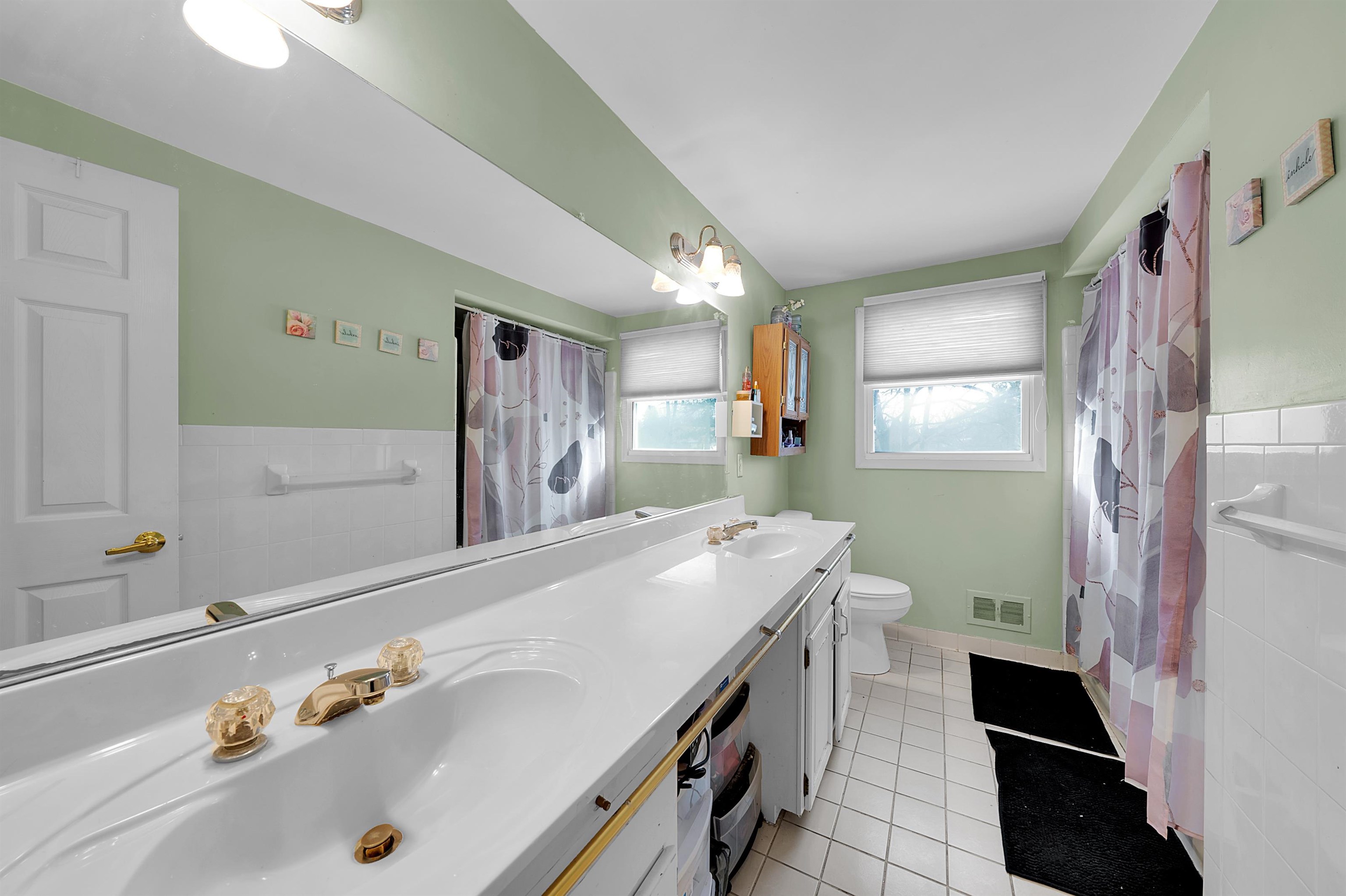 5234 Aintree Road Rochester, MI 48306 - Photo 26 of 40 50165758-BD9C0988-A22D-40F8-83F1-1B6BBB3B4258.JPG