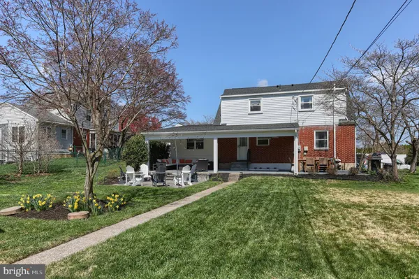 $610,000 | 128 West Areba Avenue, Hershey, PA 17033