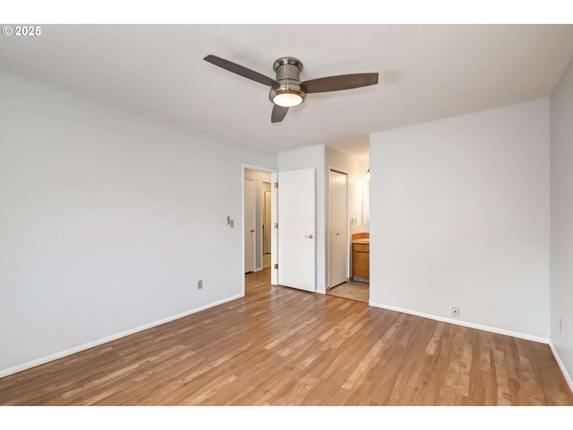 15000 Southwest Farmington Road, Unit 51 Beaverton, OR 97007 - Photo 11 of 19 Gallery Image 11