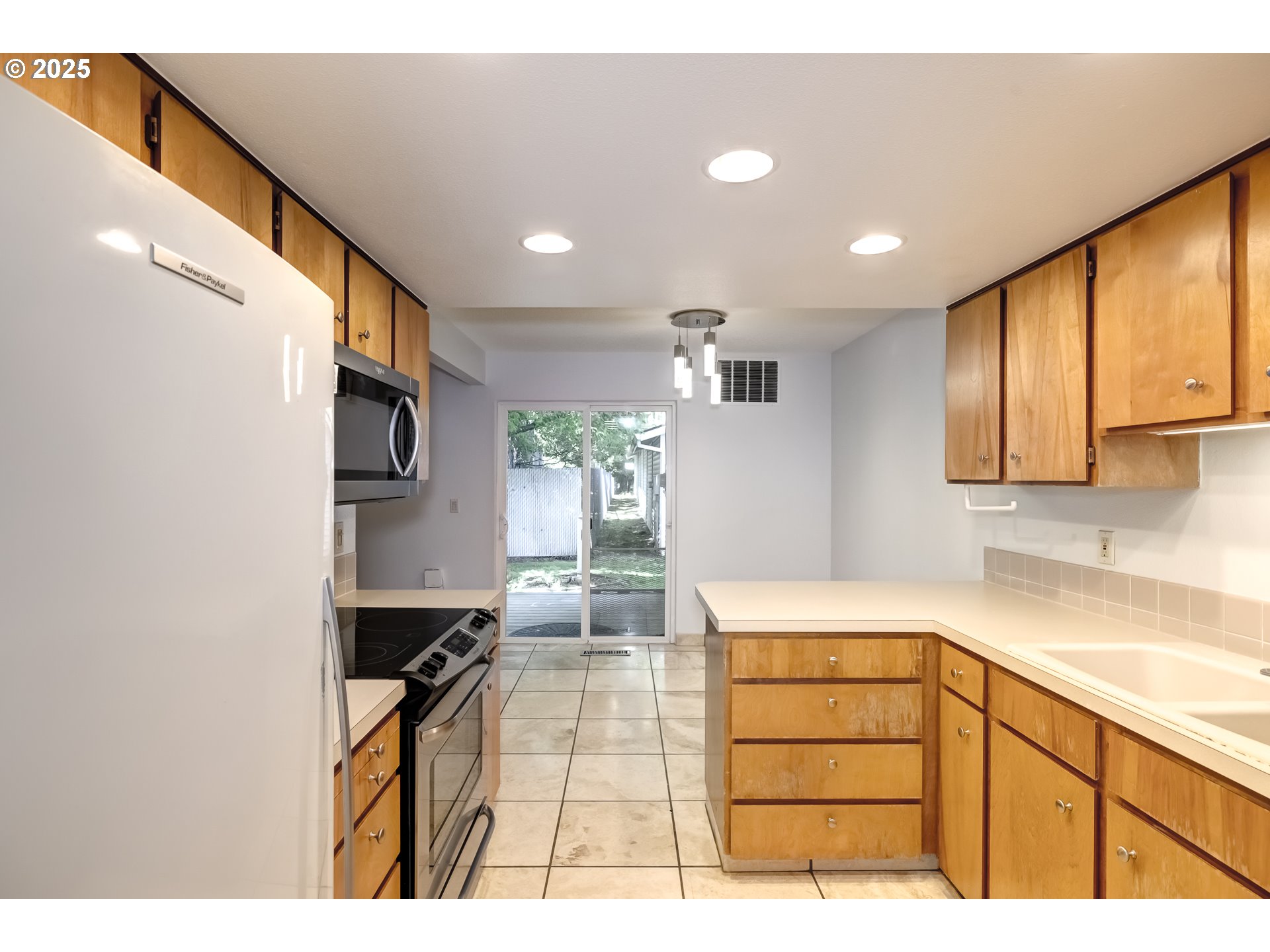 15000 Southwest Farmington Road, Unit 51 Beaverton, OR 97007 - Photo 3 of 19 Gallery Image 3