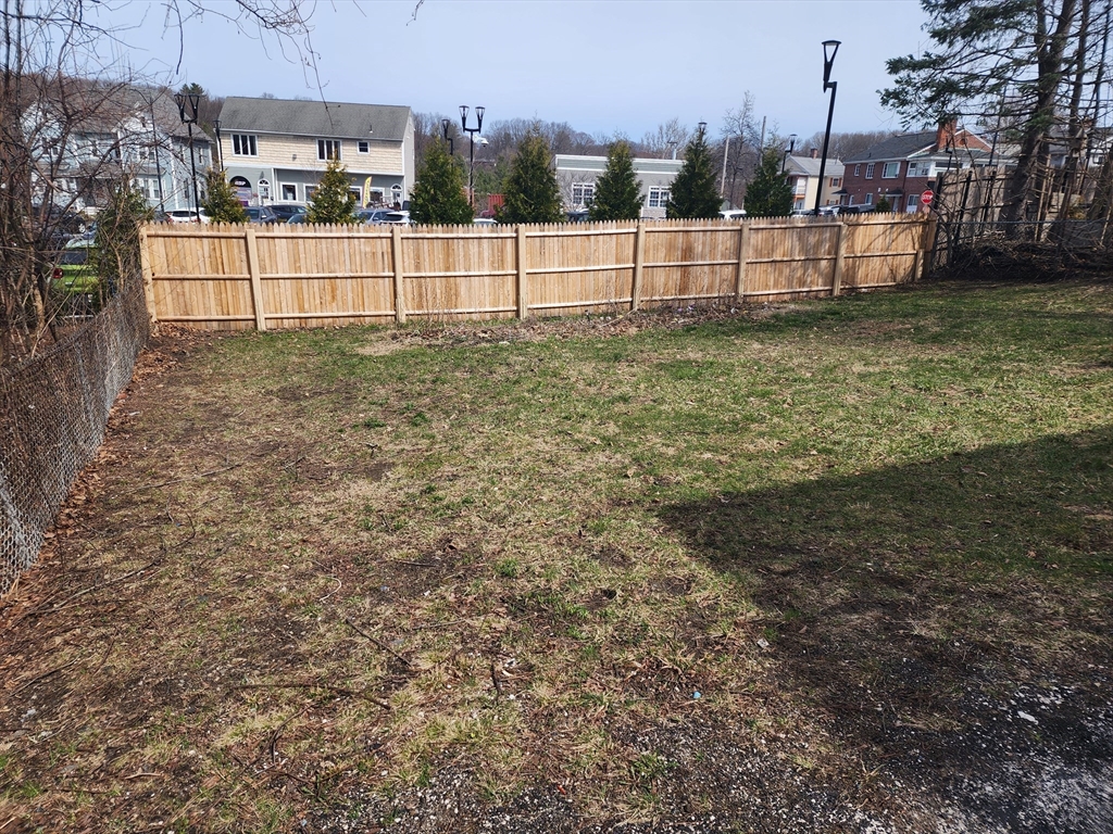 34 Spring Street Chicopee, MA 01013 - Photo 7 of 17