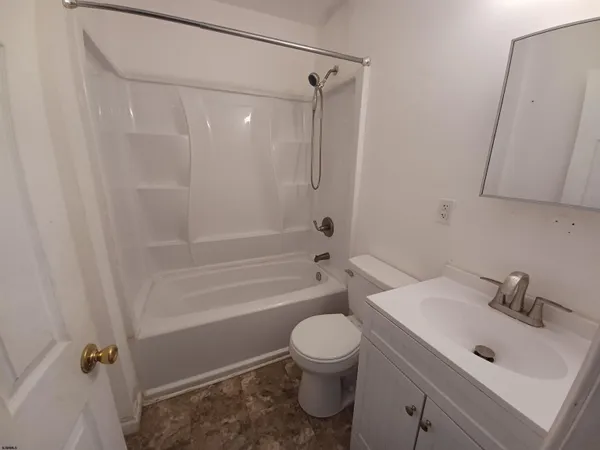 $1,750 | 322 North Tennessee Avenue, Unit 1, Atlantic City, NJ 08401